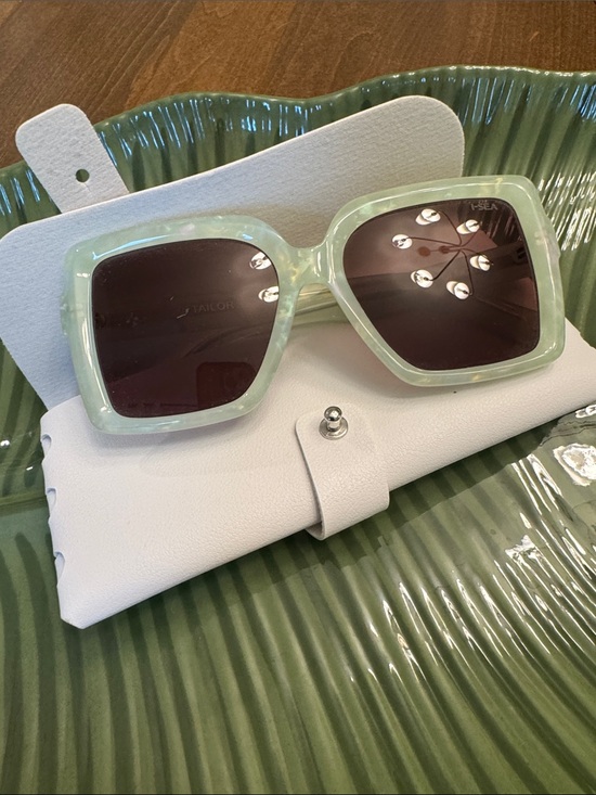 Anthropologie Accessories - Anthropologie Oversized Square Sunglasses in Mint